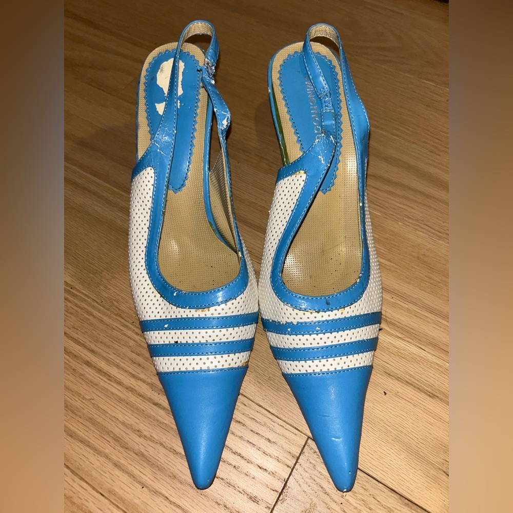 VINTAGE Sporty Blue and White Women's Kitten Heels